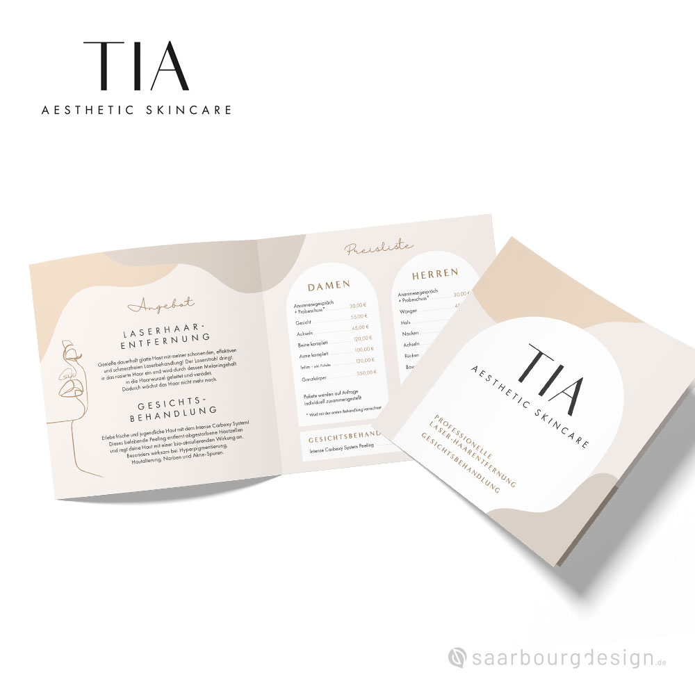 Vierseitiger Flyer von TIA Aesthetic Skincare mit Informationen zu Gesichtsbehandlungen und Laserhaarentfernung